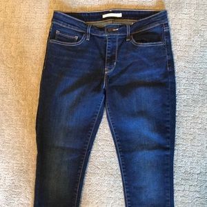 Levi’s 711 skinny jeans. Size 29